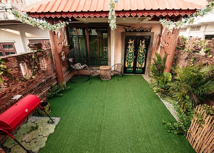Thai Authentic House
